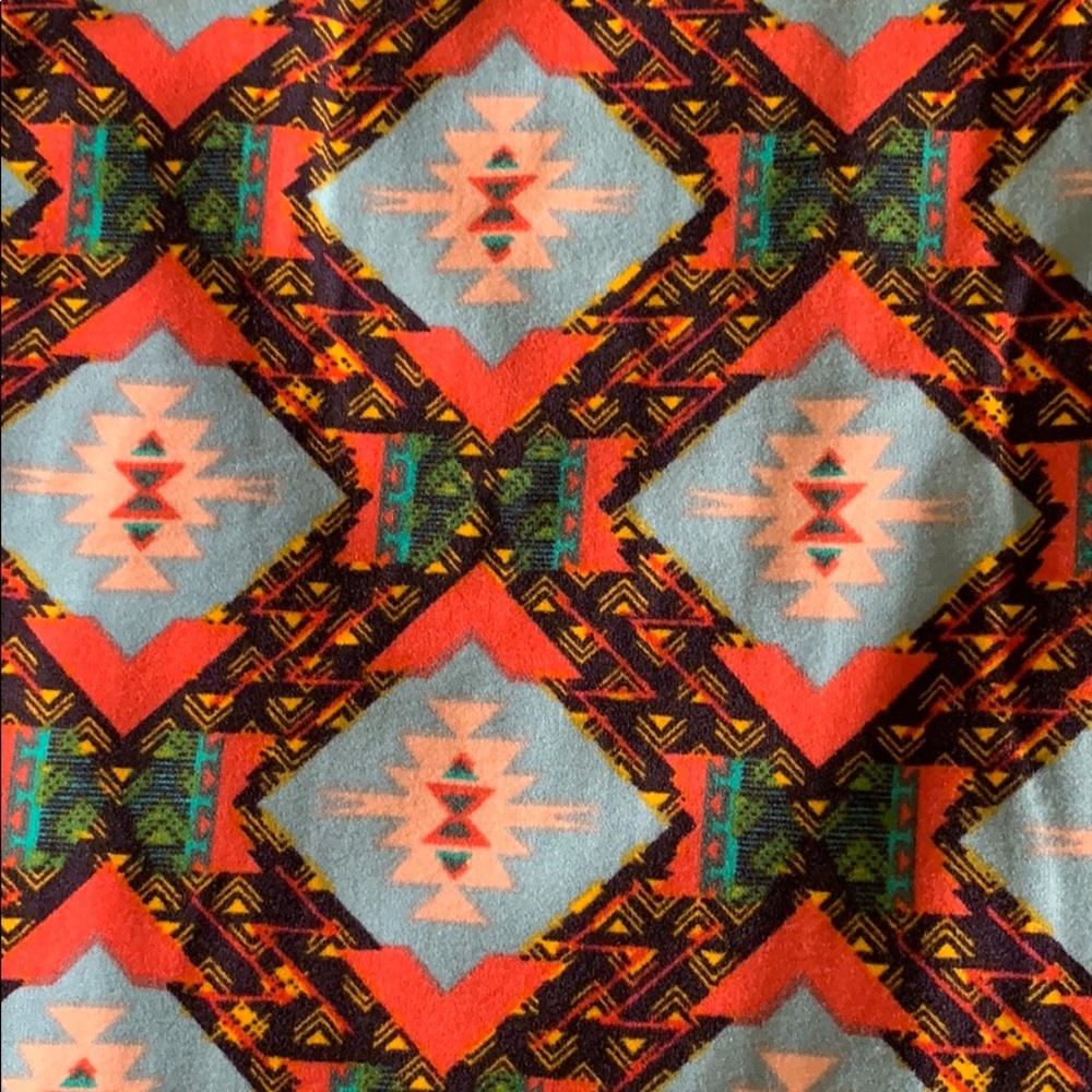 Lularoe TC2 size 18 & UP - Picture 2 of 4